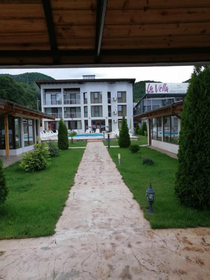 Vila Hercules Dubova Exterior foto